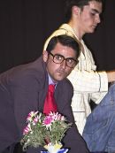Louis in the hilarious "Baldosas" comedy