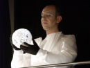 Scene from Tic-Tac by Vaujaus Teatro (Sevilla)