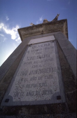 El Corazon Monument, Plaza Andalucia