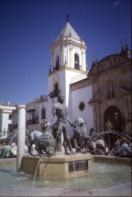 Statue of Daniel and the lions in Plaza Soccorro