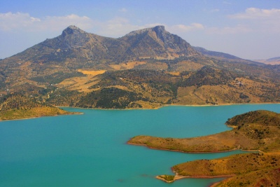 View of El Gastor and Zahara de la Sierra lake