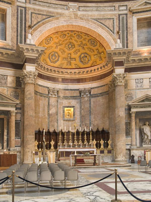 The Pantheon altar Rome 0610DIT