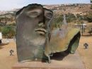 Bronze Faces, Valley of Temples