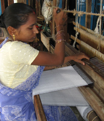 Little Flower weaver