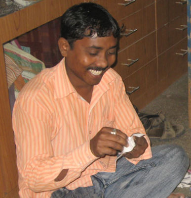 Narayan, MESH Design Studio Weaver and Technician