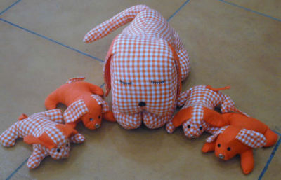 SIJ10 Dog family