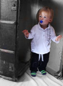 Thomas in a trunk