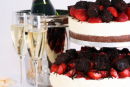 English Cheesecake Company Strawberry + Fudge 03