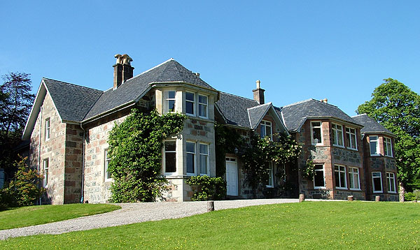 Glencanisp Lodge, Assynt Foundastion