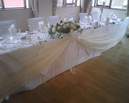 Top table swag with lights - �28