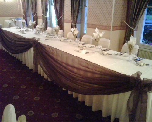 Top table swag without lights - �18
