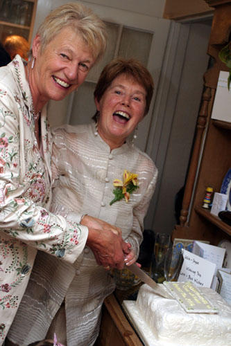 Cutting the cake