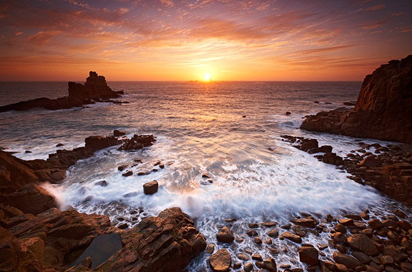 Greeb Zawn Bay - Land