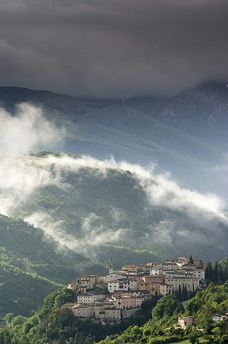 Preci in the mist