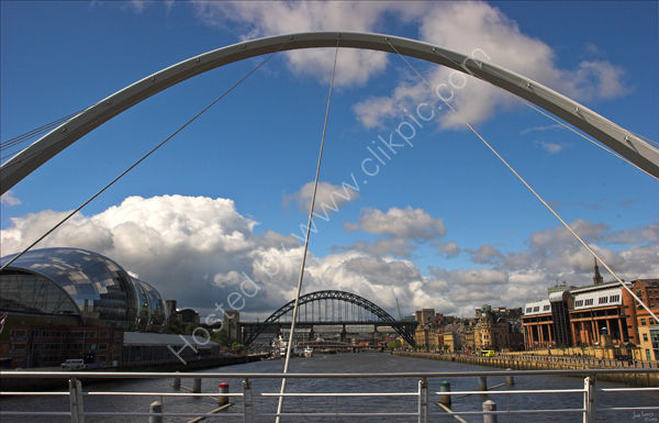 Gateshead Millennium Bridge, Newcastle/Gateshead