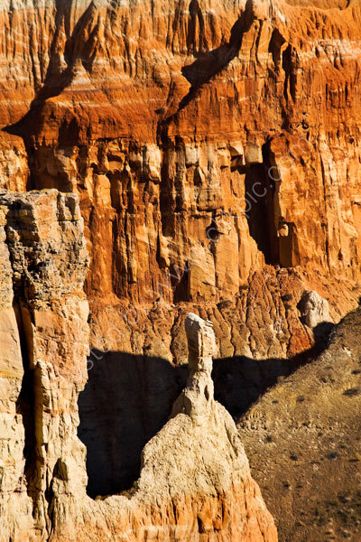 Hoodoo rising up in Coal Mine Canyon.