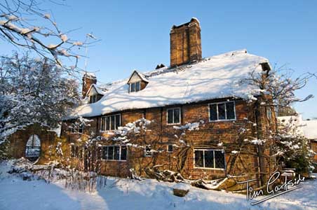 old cottage in the snow, Kent