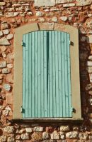 Green shutters Roussillon