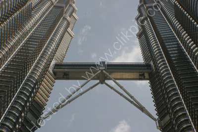 Skybridge-Petronas Towers