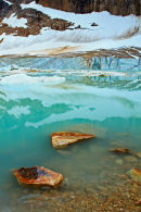 Lac Cavell et le glacier Angel