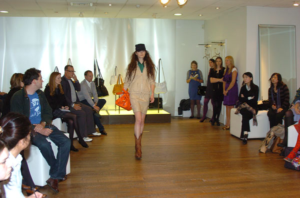 Showroom catwalk