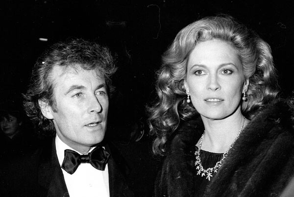 Photographer Terry O'Neil and Faye Dunaway