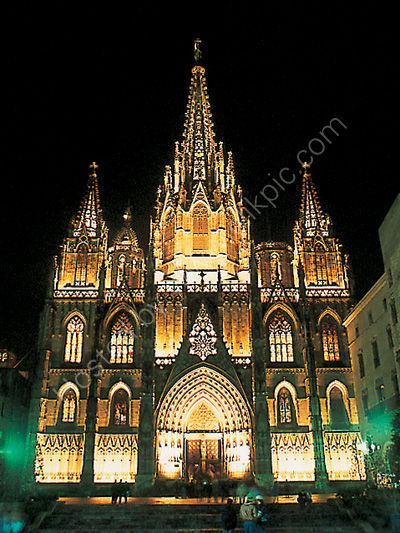 Cathedral at night, Barcelona, Spain.