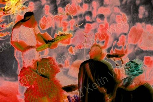 An impression of Amadou & Mariam with David Gilmour at a secret gig 