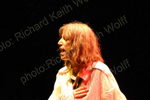 Patti Smith performs Horses 