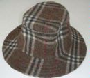 100% organic burel handcrafted hat.
Size: M. �10
