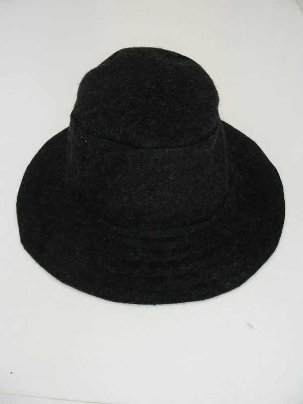 100% wool hat.
Colour: Dark Grey. Size-M/L.
Price: WAS �15, NOW �10

Wholesale available for this item.