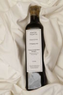 Extra virgin organic olive oil from Herdade da Tapada da Tojeira, Portugal.
500ml or 16,9 fl oz
£8.50