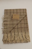100% organic wool shepard's plaid.Size: 1m95cmx1,40Colours: Ecru, BrownPrice: �65