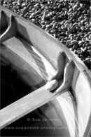 dinghy with pebble