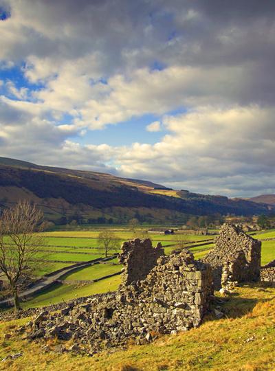 Derelict Farm. Calfhalls.