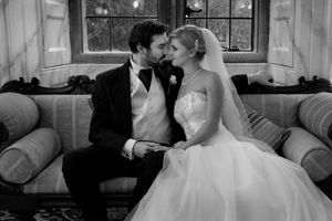 wedding photography at clearwell castle by ar jenkins photography a rhondda cynon taff wedding photographer.