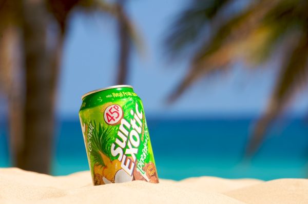 Sun Exotic can on beach